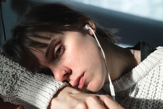 Isolamento sociale in psicologia e salute mentale